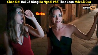 Review Phim: Hai Cô Gái FA Lâu Năm Rủ Nhau Móc Lỗ Cua Ngoài Phố Vắng | Spin Me Round 2022 | Cu Sút