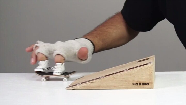[Gaua Hidup] [Craft] Finger Boarding dengan Sneakers Skate de Dedo