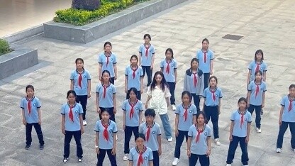 tripleS｜24 junior high school students quickly flip through Girls Never Die｜f(zest) Affiliated Middl