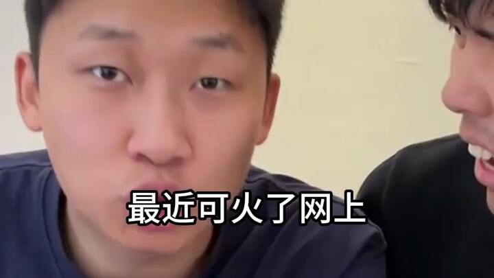 干嚼酸奶整蛊室友，本来就难以下咽！这回更是酸了！