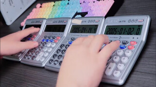 Perhatian! Memainkan lagu "Wan Xiang Shuang Tian" dengan 4 kalkulator.