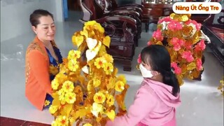 Một ngày làm việc của Nàng Út Ống Tre