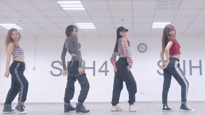 SNH48's dance cover of BLACKPINK "Ddu-DuDdu-Du"