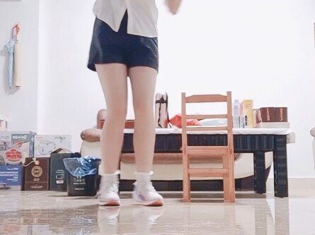 A true story of going crazy after returning home on 9.30 in the first year of high school