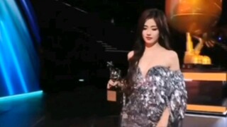 【尖叫之夜尖叫明星白鹿】轻舟已过万重山，不止24年，以后的每一年越来越好