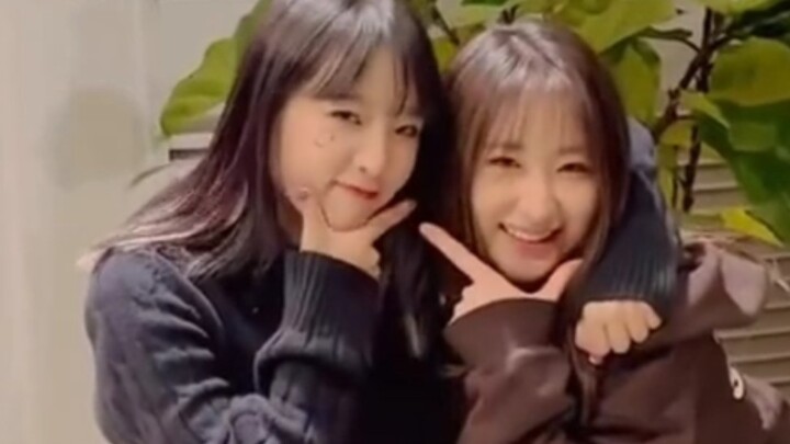 IZONE Choi Ye Na x Lee Chae Yeon's "SMiLEY" dance video released!