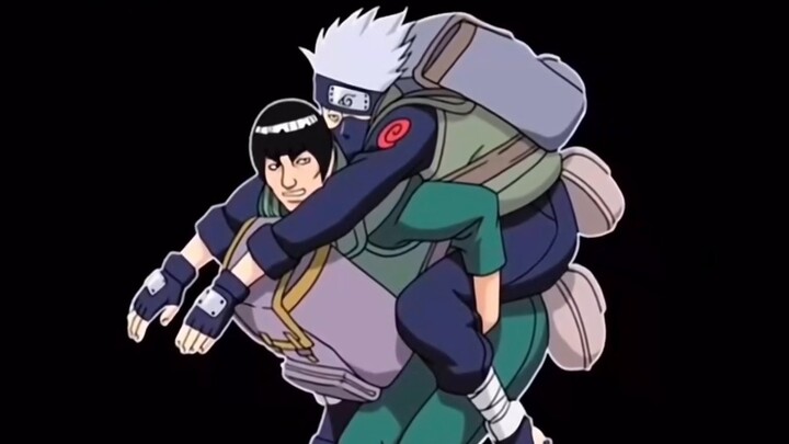 Khi mọi người nhìn thấy Kai đang cõng Kakashi trên lưng...