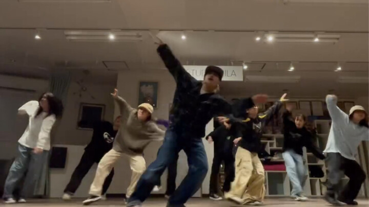 Choreography by Aoi Nishino. Weekly hip-hop routine with lower difficulty level