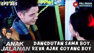 DANGDUTAN SAMA BOY, REVA AJAK GOYANG BOY - ANAK JALANAN