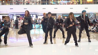 【OnlyOneOf-libidO Roadshow】Một cảnh tượng dâm dục khiến toàn bộ khán giả phải hét lên? Luôn tràn đầy