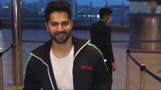 Varun Dhawan 😉 😌 😍 Spotted At Mumbai Airport