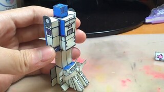 A poor middle school student made a paper model of the Transformers Flying Tiger strike and blockade