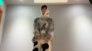 LESSERAFIM 《EASY》cover by 贺鑫隆