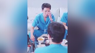 Công khai hẹn hò hội bạn thân kiểu:...😂 kdrama hospitalplaylist2 chuyendoibacsi xuhuong phimhay phimhanquoc phimhaymoinhat kdramavn fypシ