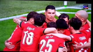 Cristiano Ronaldo beri asis untuk gol Bruno Fernandes dan menjadi top assist sepanjang sejarah Euro