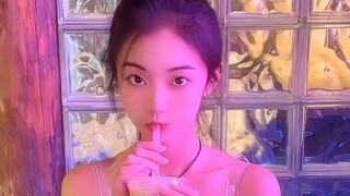 Eo thon thế này, một tay tôi cũng có thể ôm được