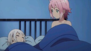 A girl who wakes up and finds a girl sleeping next to her [famous scene with female classmates]