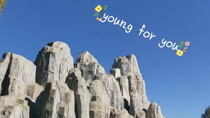 Tự đàn tự hát "Young For You" siêu hay