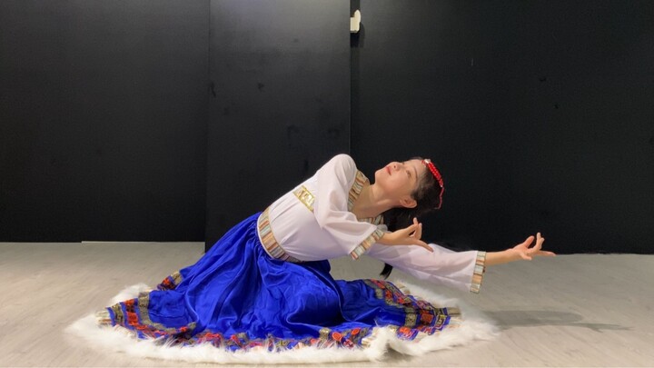 Fairy and beautiful Tibetan dance ~ "The Sent-Down Girl" group dance adapted into a solo dance versi