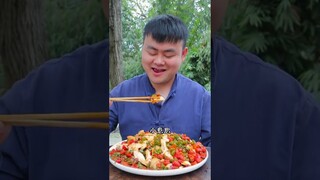 Songsong was challenged to eat spicy food for the first time. What happened? | mukbangs