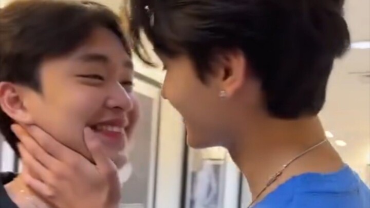 huyyy ang haharot😭🤣