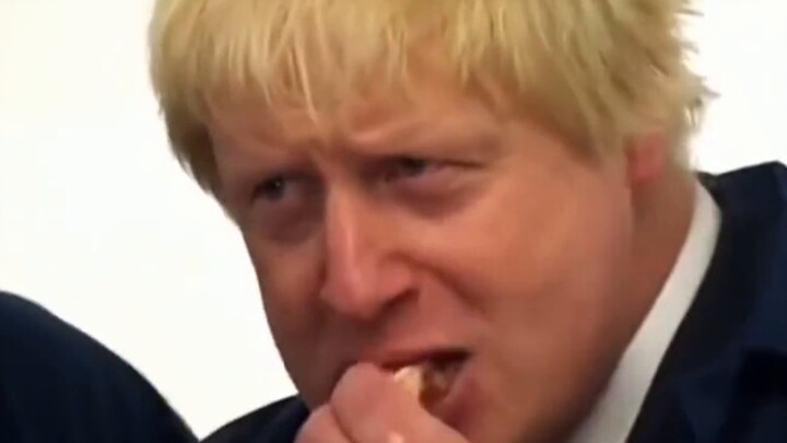 Ba thủ tướng bị phế truất trong 13 năm Con mèo hoang này chính là "Thủ tướng" thực sự của nước Anh!