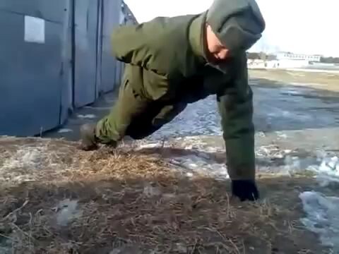 tentara rusia emg beda