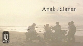 Chrisye - Anak Jalanan (Official Music Video)