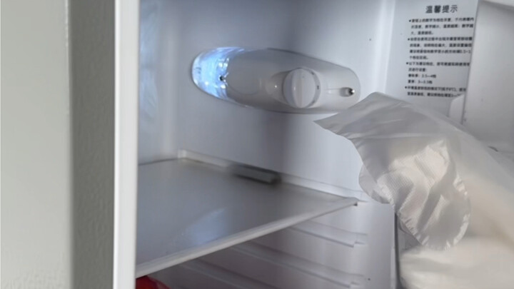 冰箱里的灯是怎么关的，真相离谱！！
