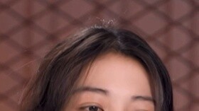 "Wawancara + pertarungan + penyekat romantis"; Iris Xi; Bagian tunggal terkait Jalan 6 ini klip leng