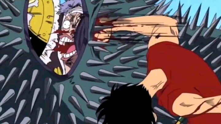 One Piece's famous scene: Luffy angrily punches Admiral Kenzan's cloak!