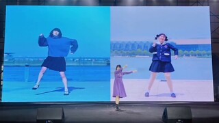 Karena manako yang memulai semuanya. Semua orang senang ketika staf mengatakan bahwa Manako sedang c