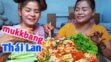 Bé Nan Thái Lan | Món Pad Thái Huyền Thoại Ngon Cực Đỉnh - Thai Food | ผัดไทยโบราณ