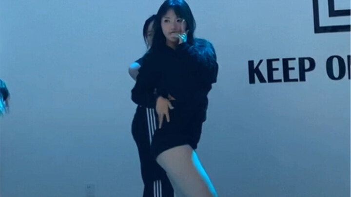临近周末就害怕呜呜呜一天五节课