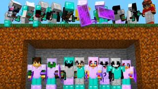 Minecraft Manhunt, But 50 Speedrunners vs 50 Hunters - Who Wins?