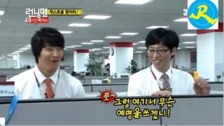 Jeasuk và Jong Kook chơi đố chữ với nhân viên văn phòng