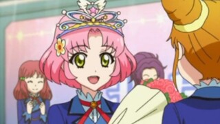 Từ học sinh năm nhất đến Nữ hoàng ánh sao, cô luôn nghiêm khắc với bản thân. Sakura cũng là người ti