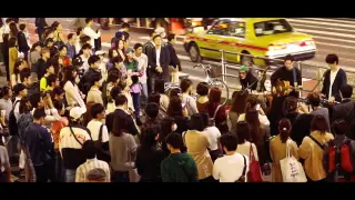 Japanese street singing "Your Name/Spark" RADWIMPS