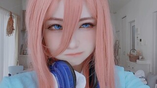 [Nakano Sanjiu tenggelam dalam cos] Tolong punya pacar yang bisa cosplay super keren, oke?