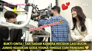 BUKTI CINTA ! TAK  SADAR KAMERA KECIDUK LAGI BUCIN JUNHO KEASIKAN GODA YOONA HINGGA CURI PANDANG 💛