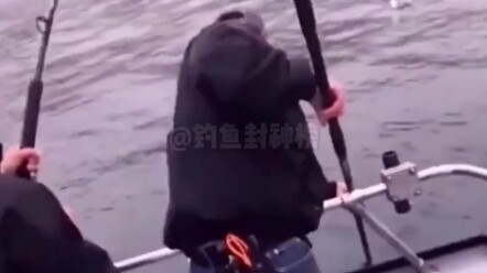 你把海绵宝宝钓上来了，你让派大星怎么办