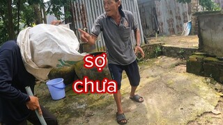 Ông Chủ Vườn Bí Tức Qúa Tức Mà Tối Ngày Bị Tư Cà Khịa Chọc