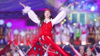 看到她笑容的那一刻，“新疆是个好地方”具象化了