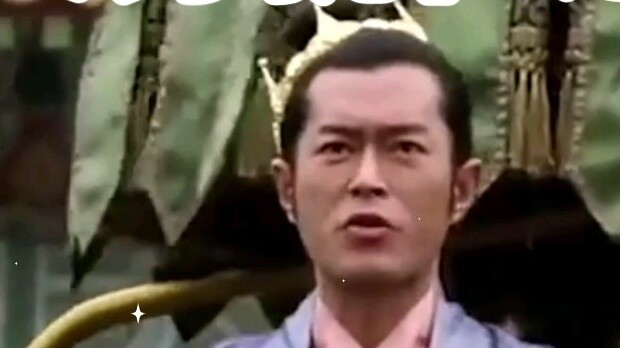 รอยเท้าอันเบาสบายของหลุยส์ คู ปะทะ การเดินหลังอาหารเย็นของชายชรา