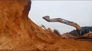 Force Excavator