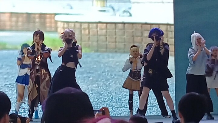 淄博CL《可愛くてごめん》（这么可爱真是抱歉）