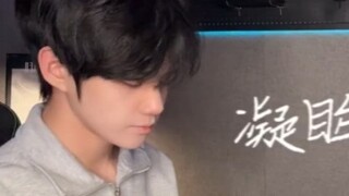 [Xu Ziwei] เป็นเวลานานแล้วที่ฉันเห็นการร้องเพลงแบบสบาย ๆ ครั้งสุดท้าย และในที่สุด Gaze เวอร์ชันเล่นแ