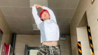 跳起来一点也不smart