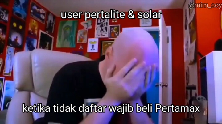 isi bensin pake aplikasi... (explaining meme)