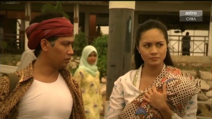 Pontianak Harum Sundal Malam 2 (2004)